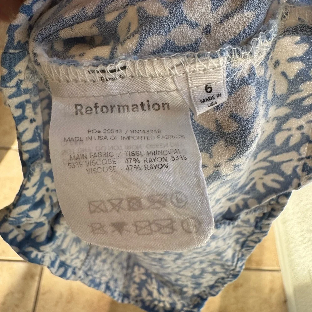 Reformation Blue and White Floral Blouse - Picture 4 of 7